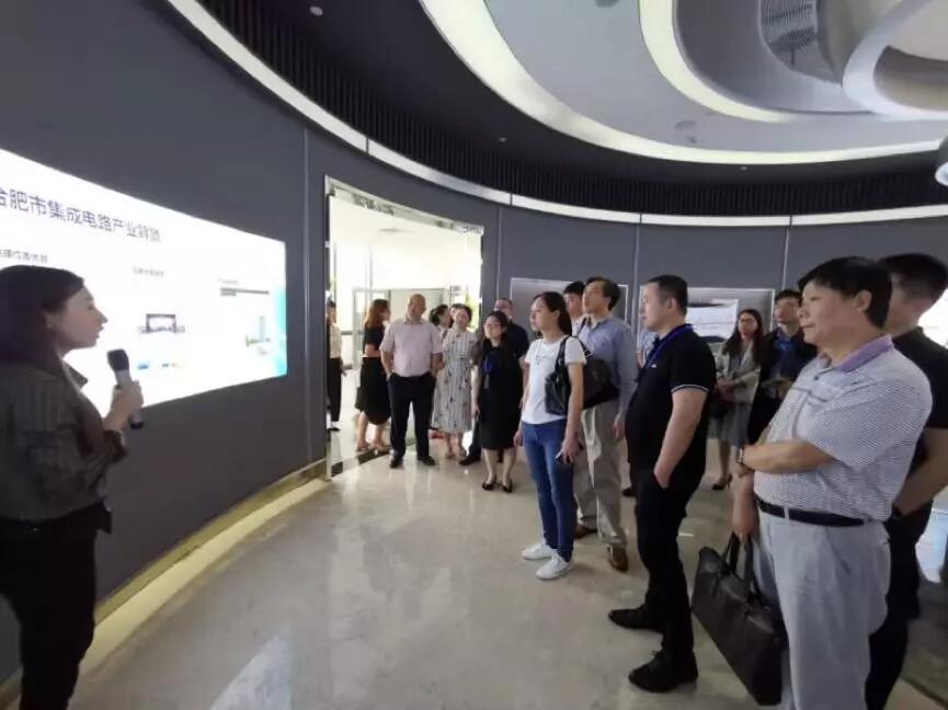 【動態(tài)新聞】天堂硅谷攜手東湖高新舉辦2019“擁抱變化 創(chuàng)新賦能”CEO論壇